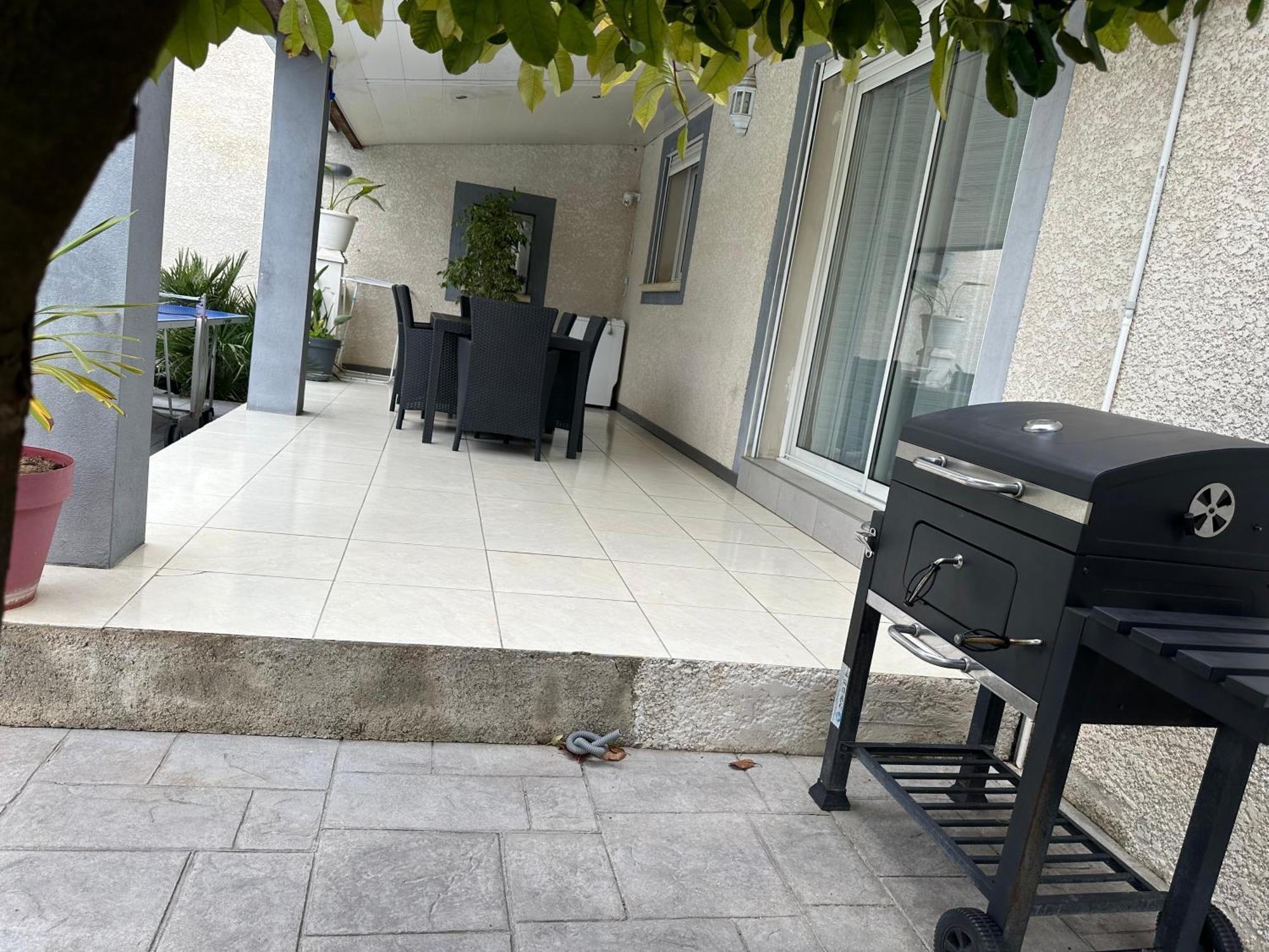 Villa Piscine De La Garrigue Florensac Ngoại thất bức ảnh